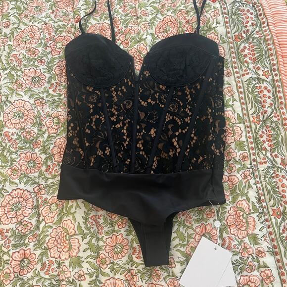 The CAMI NYC Anne Corded Lace Bodysuit size 2 NWT - Picture 10 of 13